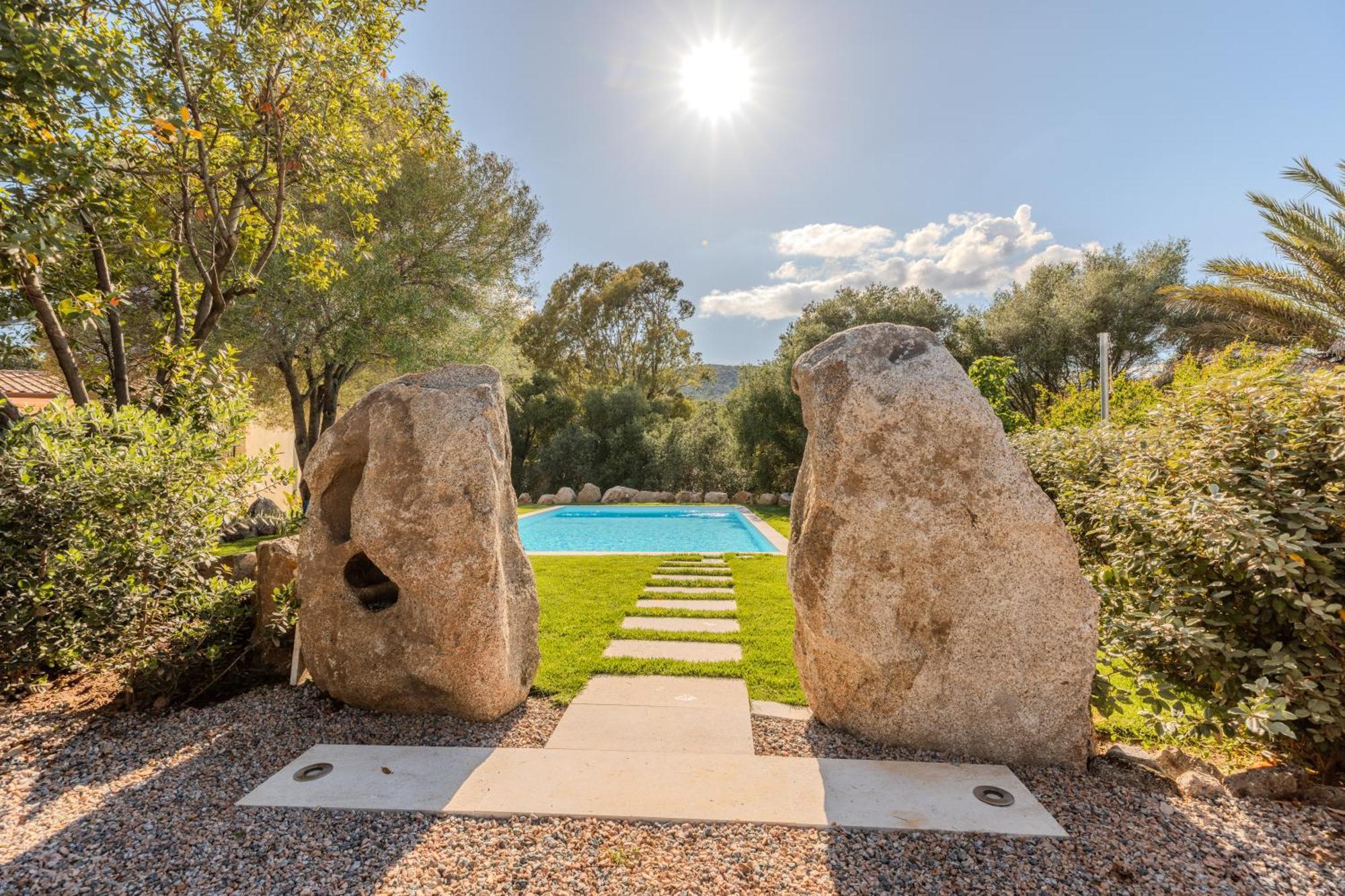 Stazzo San Teodoro Il Ginepro Piscina Condivisa Daire Dış mekan fotoğraf